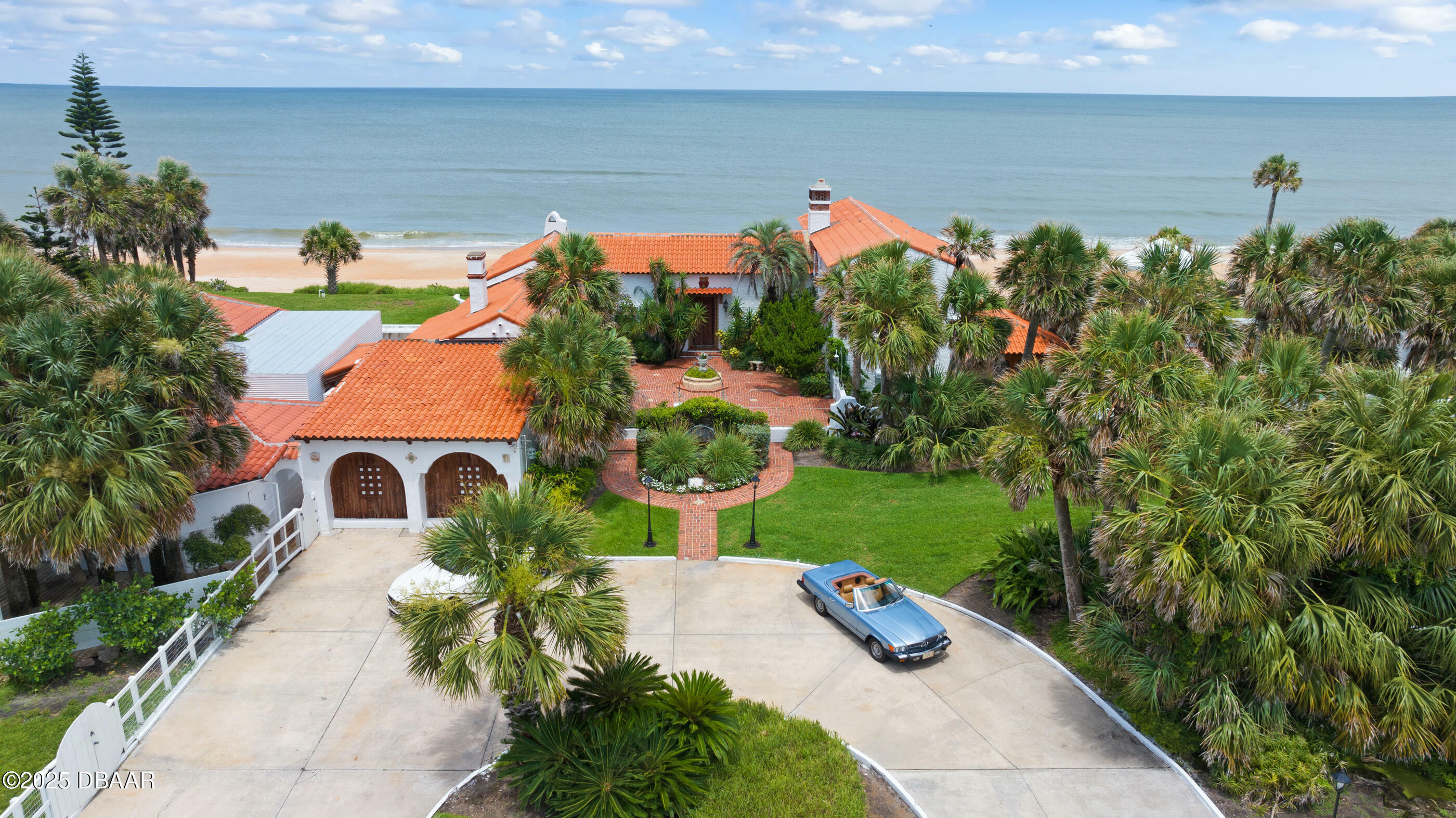 Property Photo: 201 Ocean Shore Boulevard FL 32176
