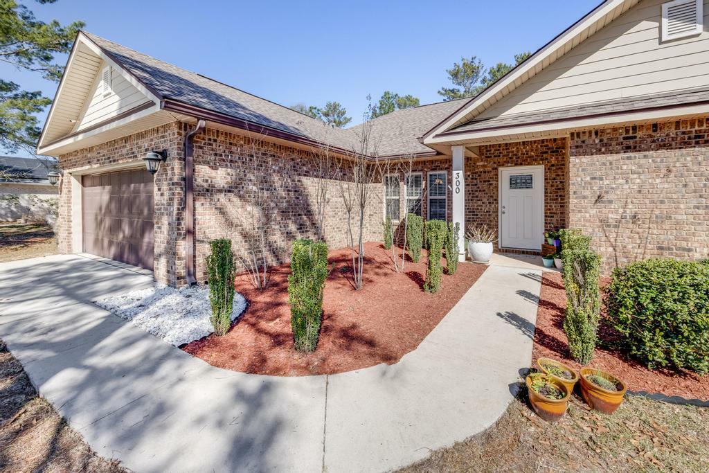 Property Photo:  300 Island Drive  FL 32536 