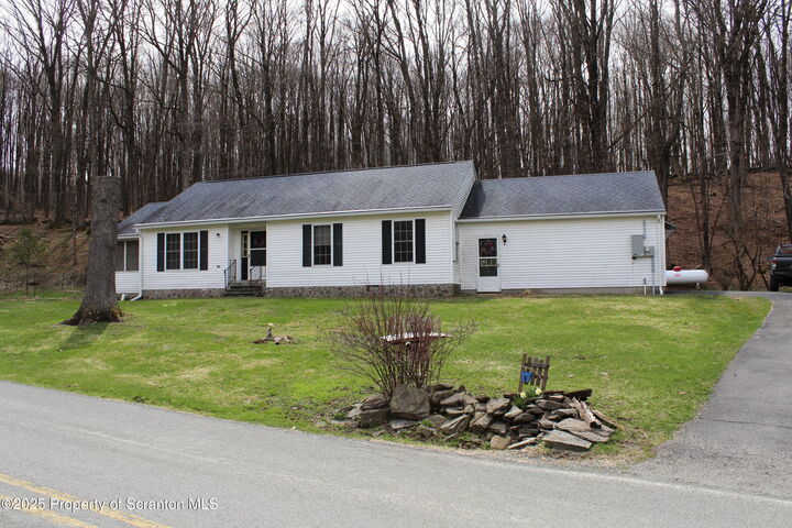 2231 Wrighter Lake Road  Thompson PA 18465 photo