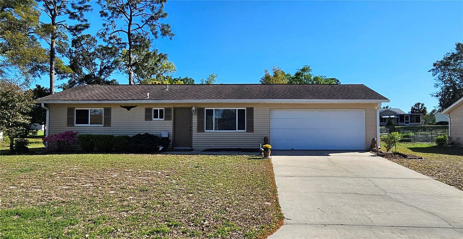 Property Photo: 8516 SW 105th Place FL 34481