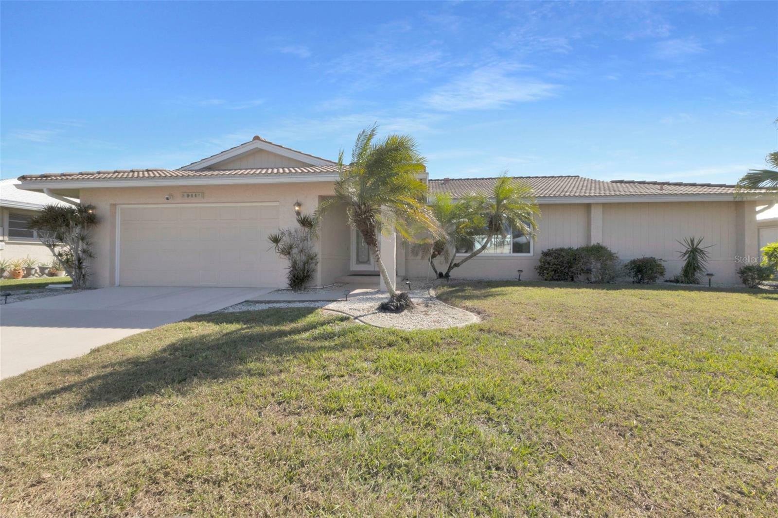 Property Photo: 944 Genoa Court FL 33950