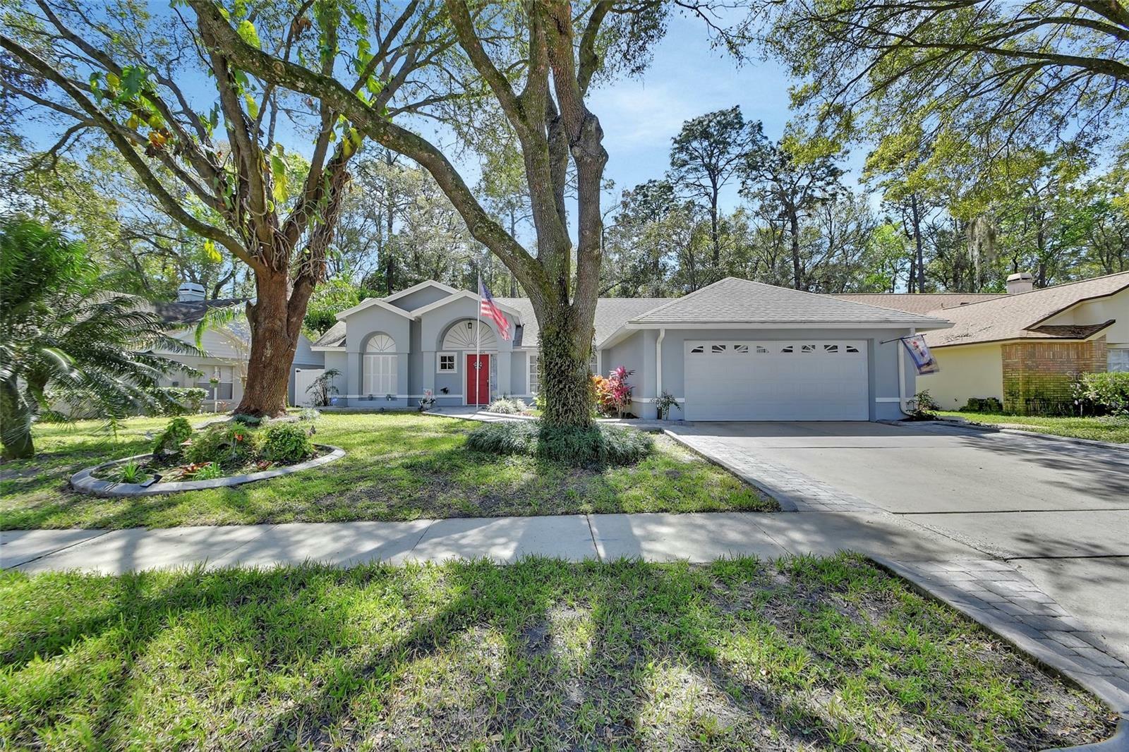 Property Photo:  1404 Whispering Woods Way  FL 32724 