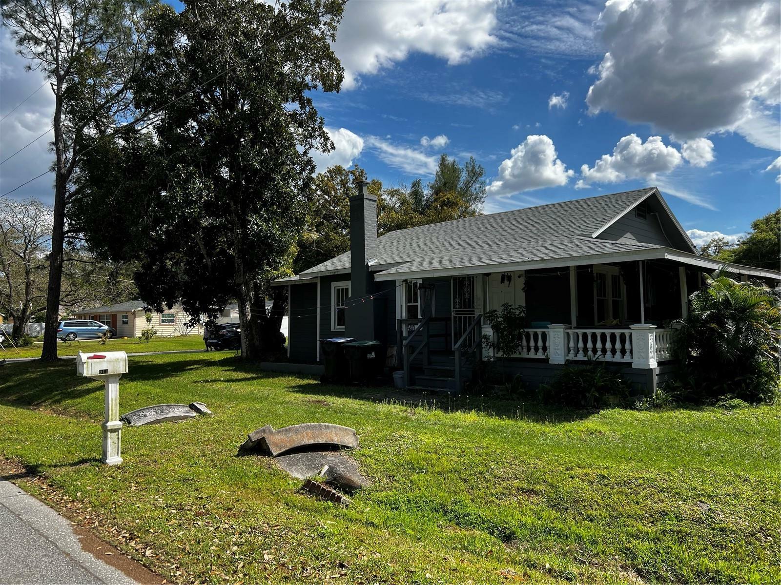 Property Photo:  914 2nd Street  FL 32824 