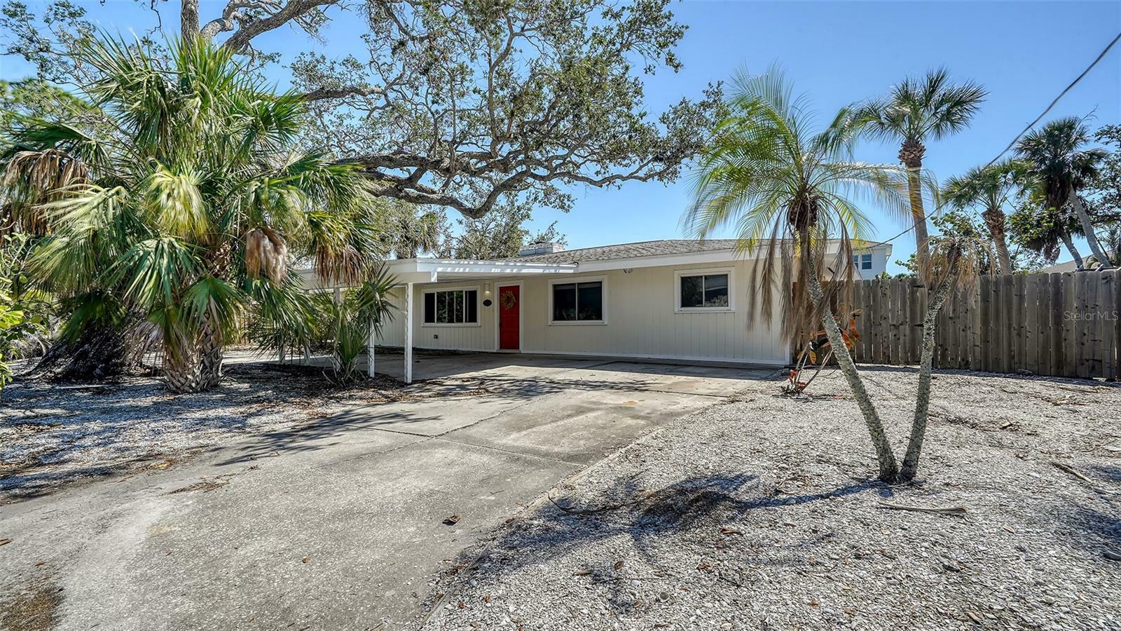 Property Photo:  514 Ralph Street  FL 34242 