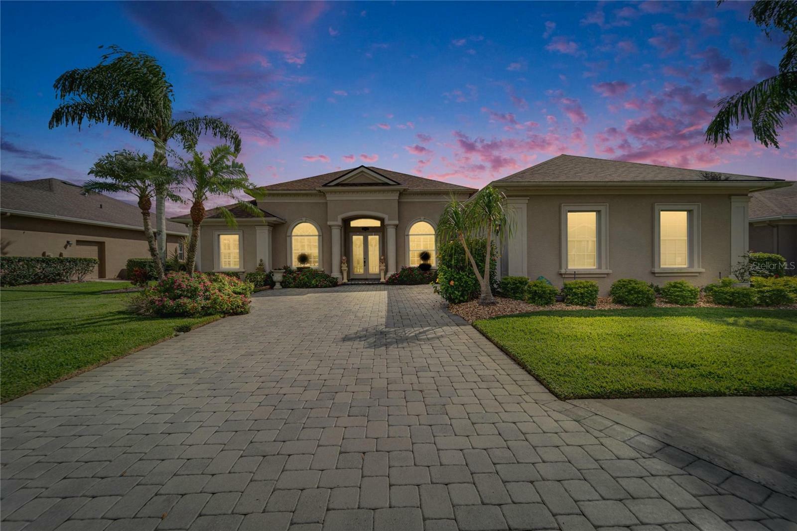 Property Photo:  565 Osprey Landing Drive  FL 33813 