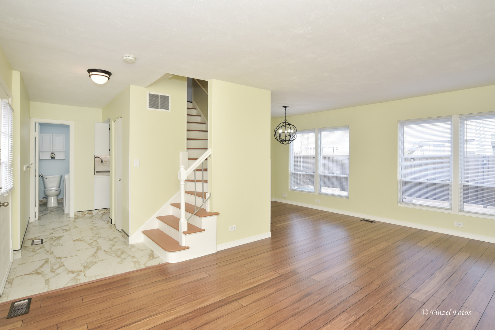 Property Photo:  2156 Somersworth Place  IL 60169 