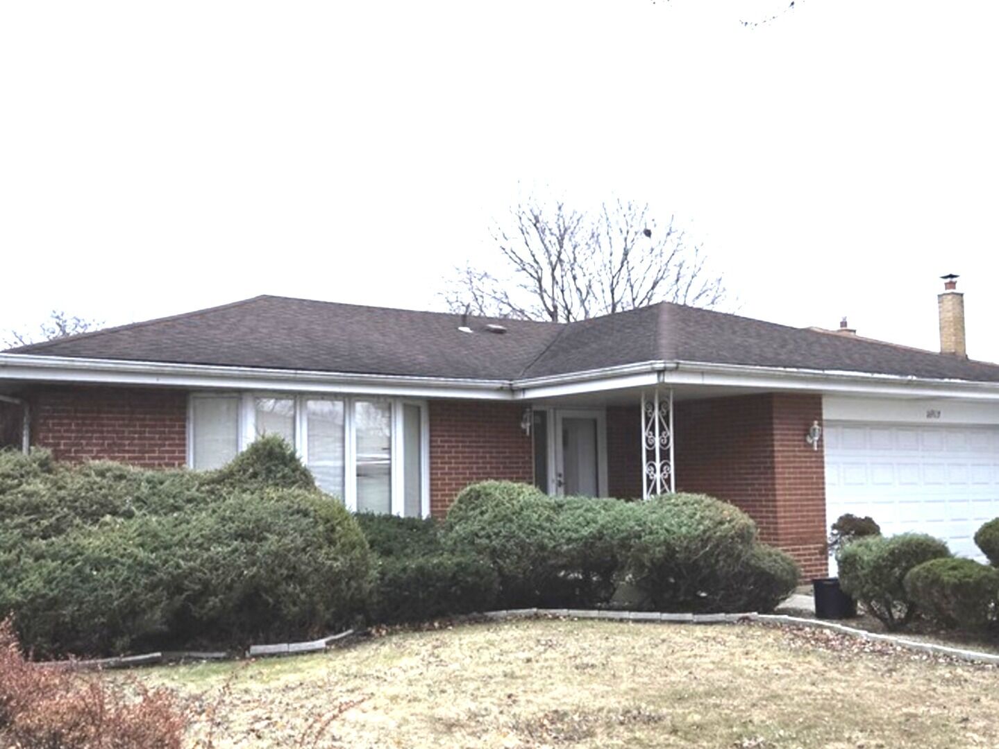 Property Photo:  16913 University Court  IL 60473 