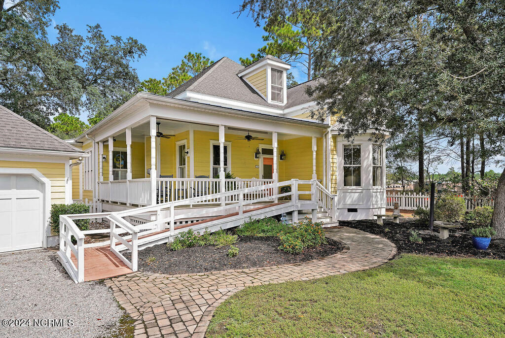 Property Photo: 194 St Brendan Court NC 28461