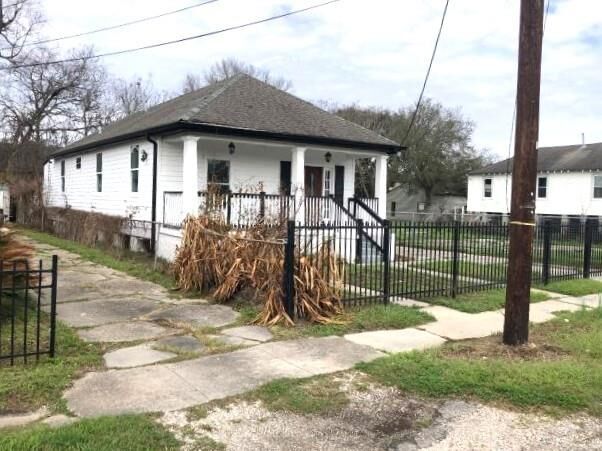 Property Photo: 1012 Delery Street LA 70117