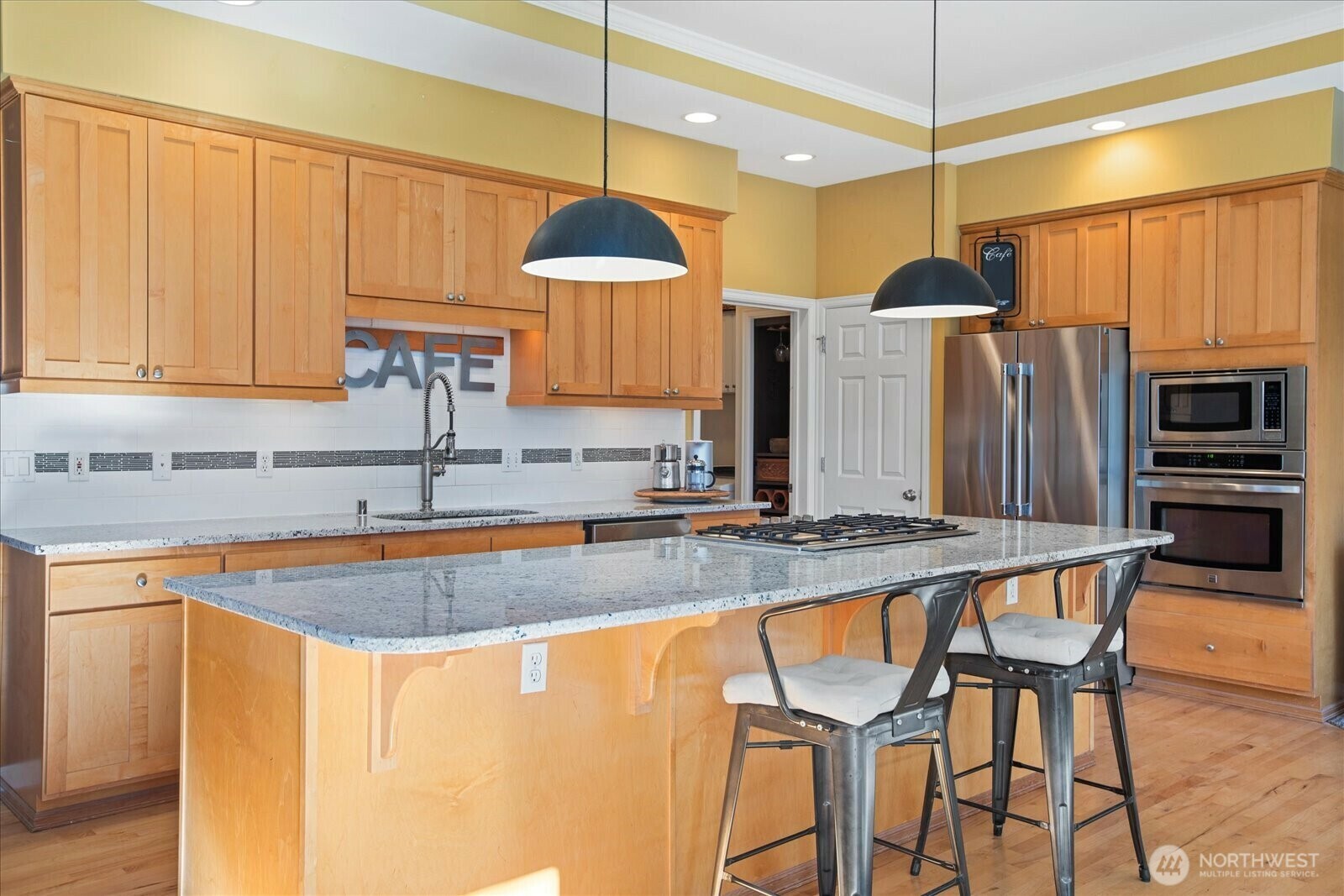 Property Photo: 6238 Harbour Heights Parkway D1 WA 98275