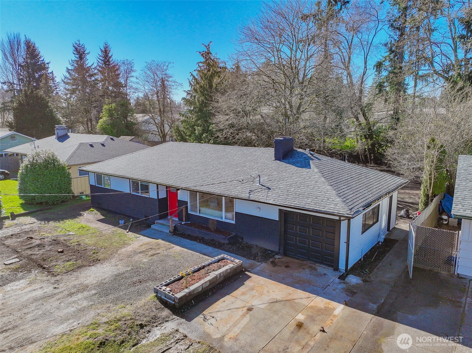 Property Photo: 1127 Hall Street SE WA 98503