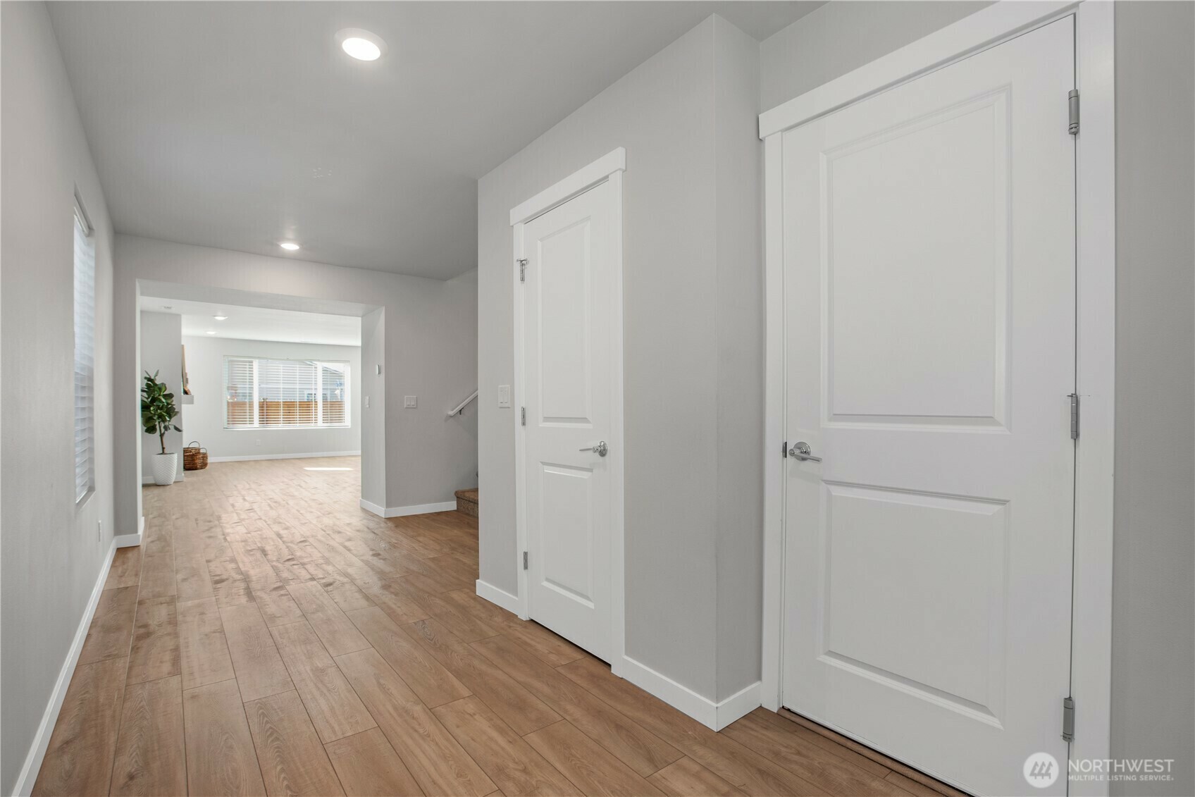 Property Photo: 915 Vine Maple Street SE WA 98503