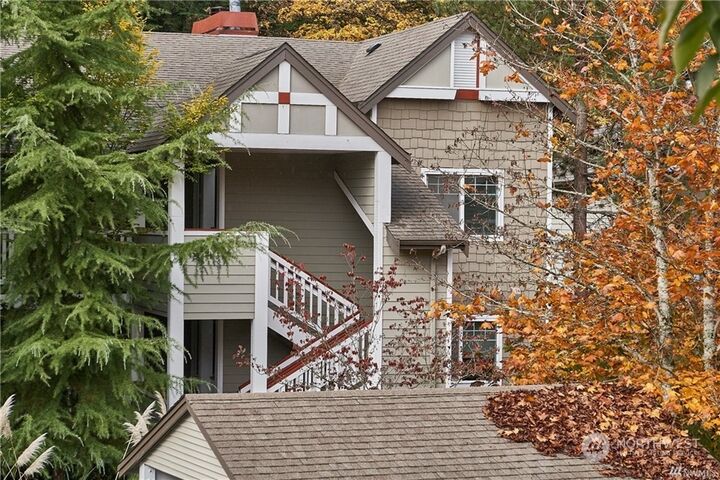 18501 SE Newport Way K346  Issaquah WA 98027 photo