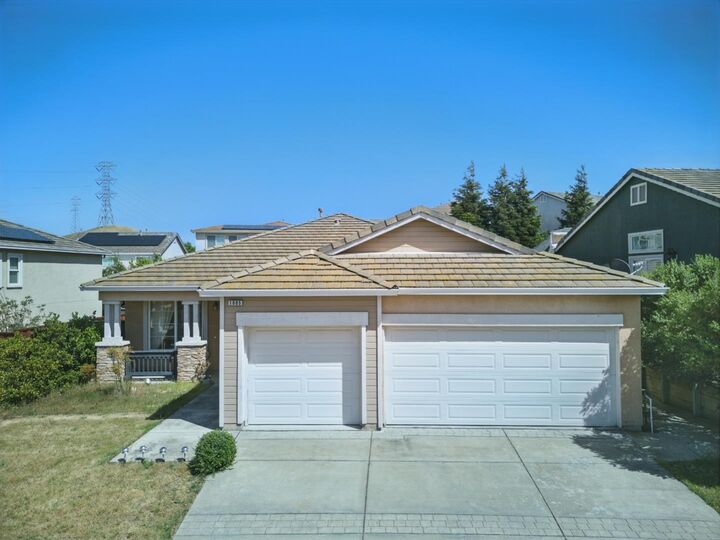 Property Photo:  1085 Oakpoint Drive  CA 94565 