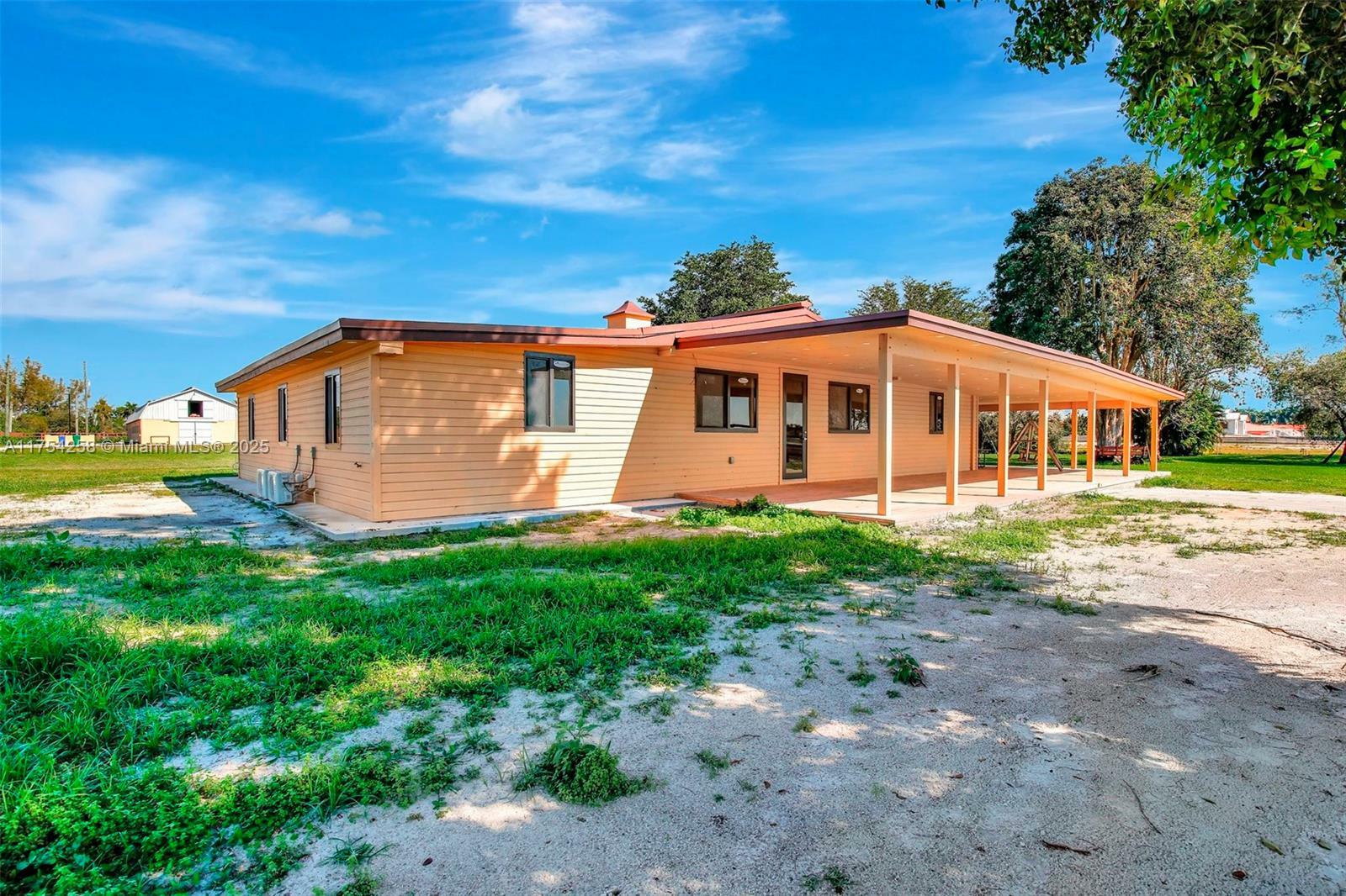Property Photo: 14799 SW 48th Ct FL 33027