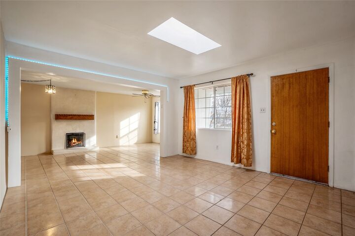 1020 Calle De Suenos  Santa Fe NM 87507 photo