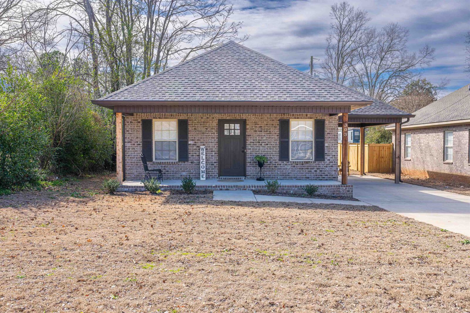 Property Photo:  303 1st St  AL 35674 - TUSCUMBI 