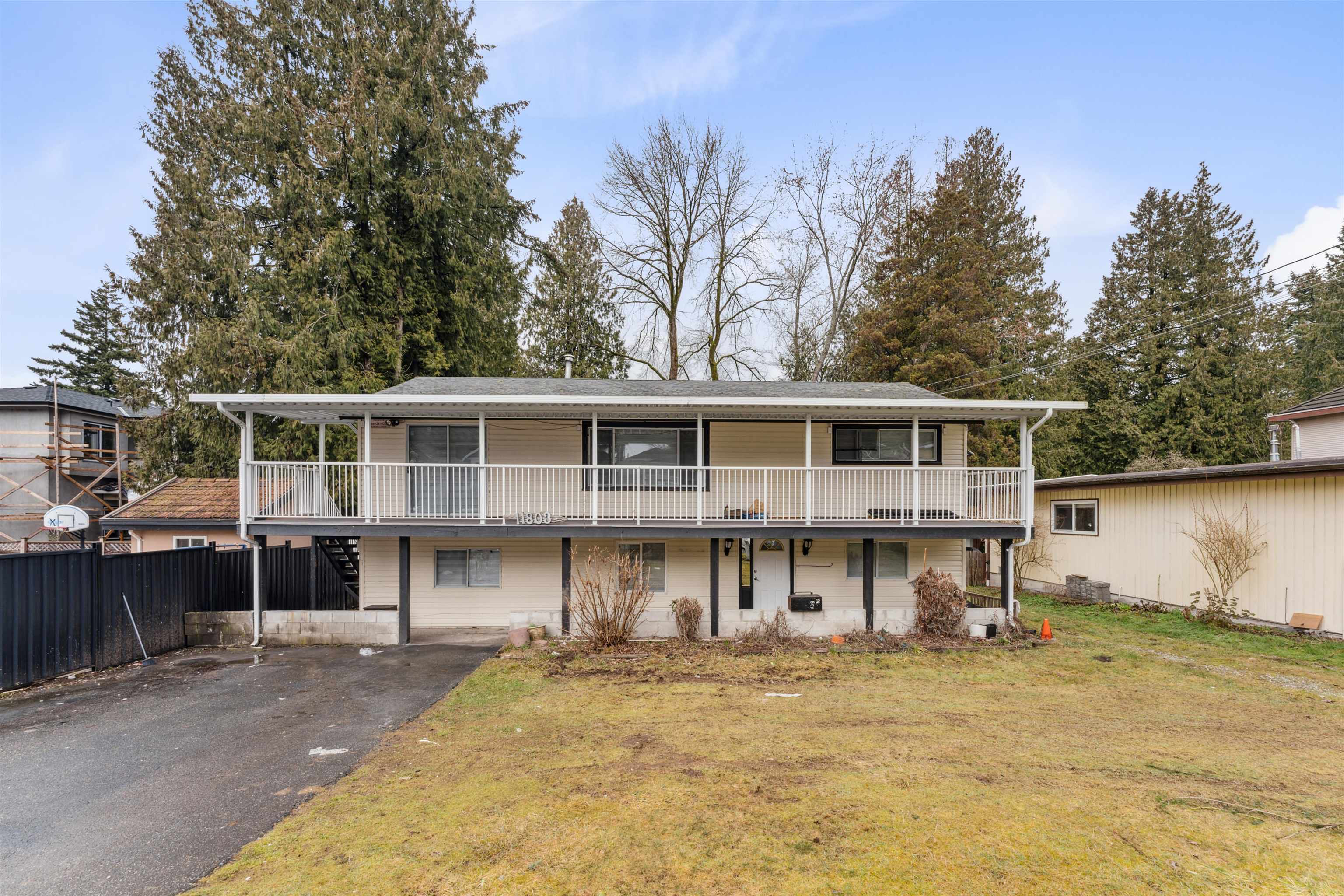 Property Photo: 11803 96A Avenue BC V3V 2A4