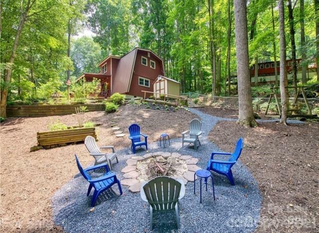 Property Photo: 385 Reuben Branch Road NC 28751
