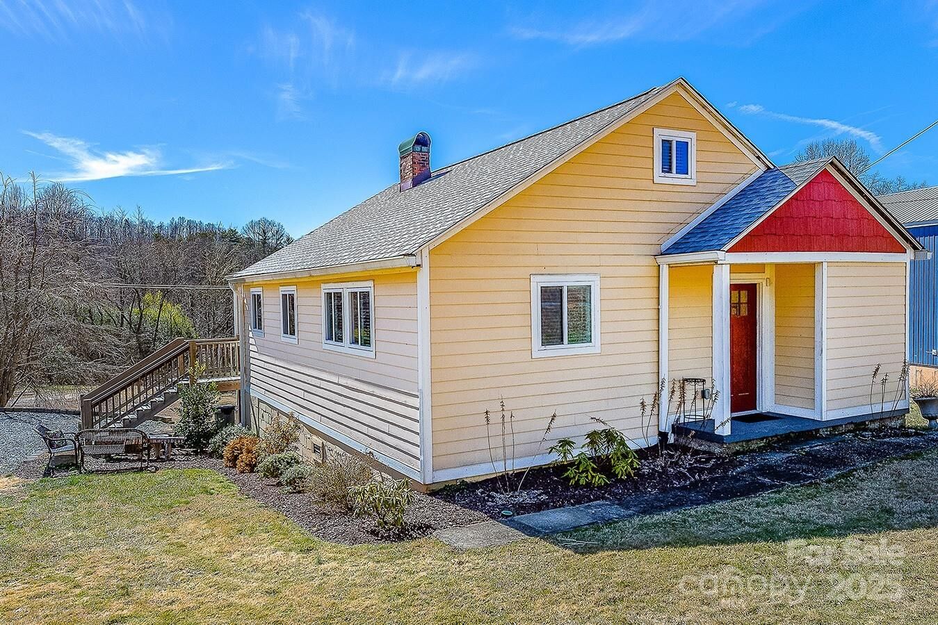 Property Photo: 20 Catawba Lane NC 28712