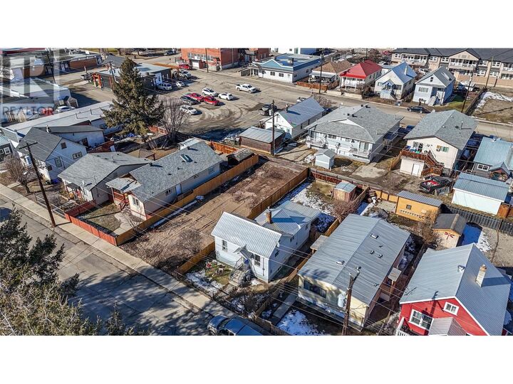Property Photo:  73 Halliford Ave Other  BC V0X 1W0 