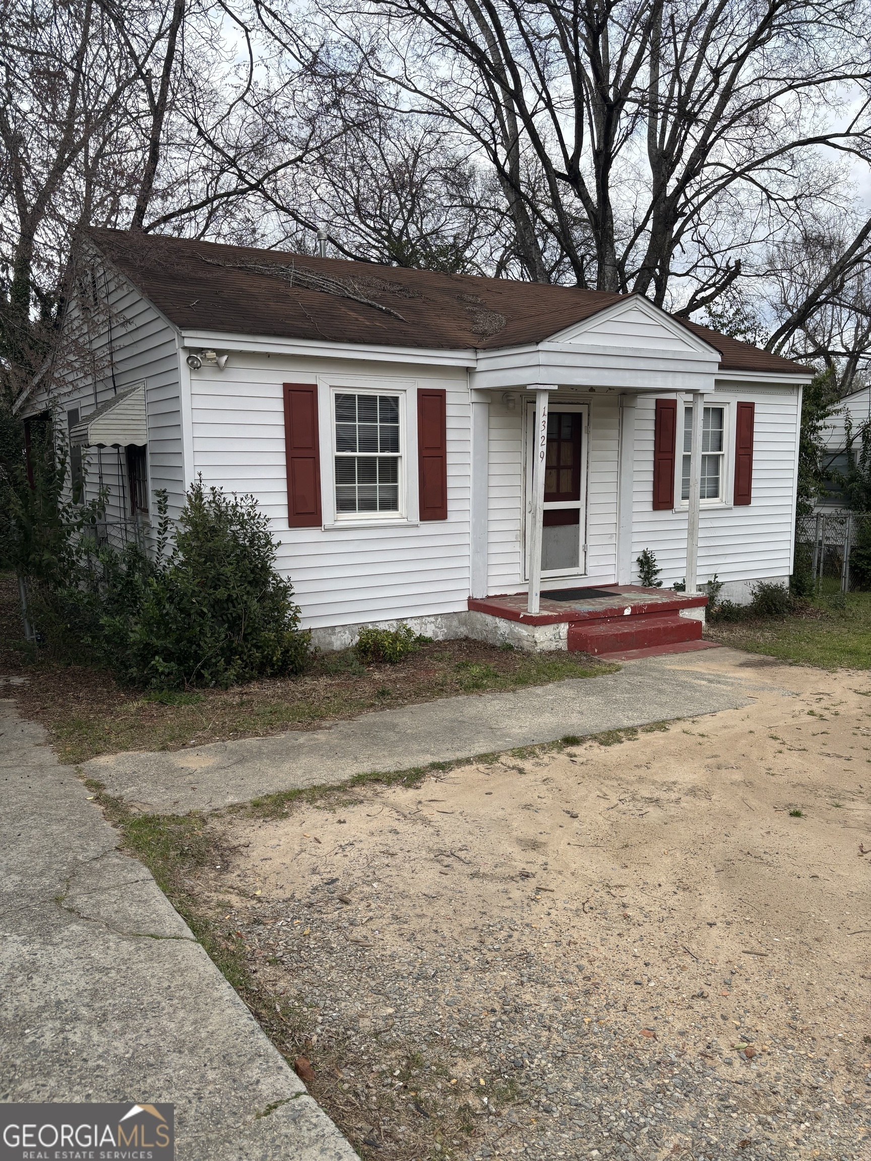 Property Photo: 1329 Triple Hill Drive GA 31206
