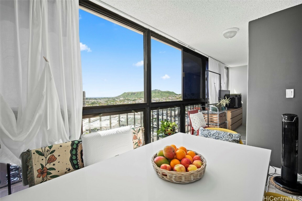 Property Photo: 4300 Waialae Avenue A1804 HI 96816