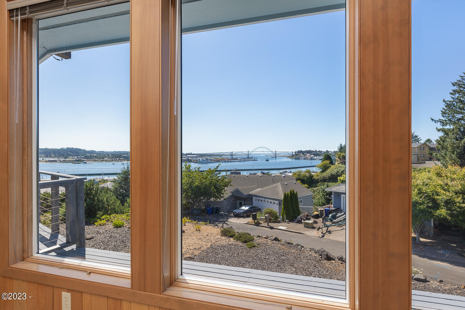 Property Photo: 430 SE Scenic Loop OR 97365