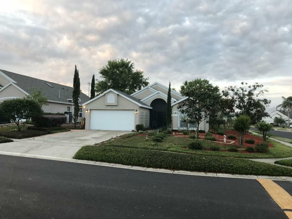 Property Photo:  15448 Bay Vista Drive  FL 34714 