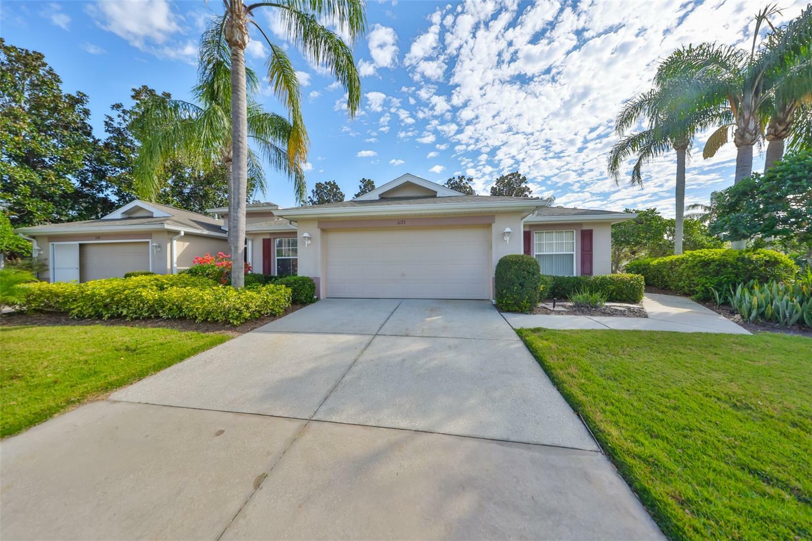 Property Photo:  1171 Corinth Greens Drive  FL 33573 