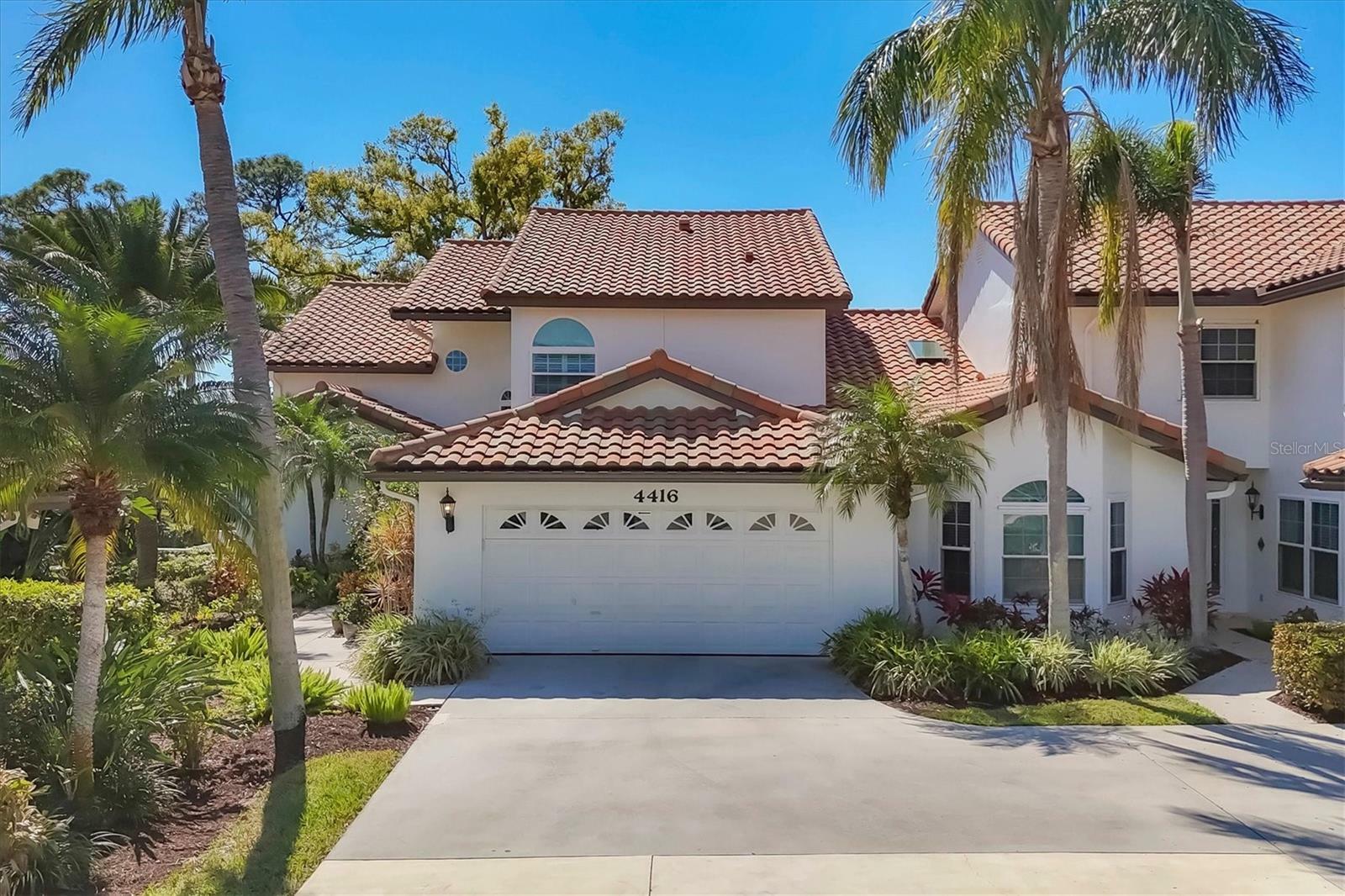 Property Photo: 4416 Calle Serena FL 34238