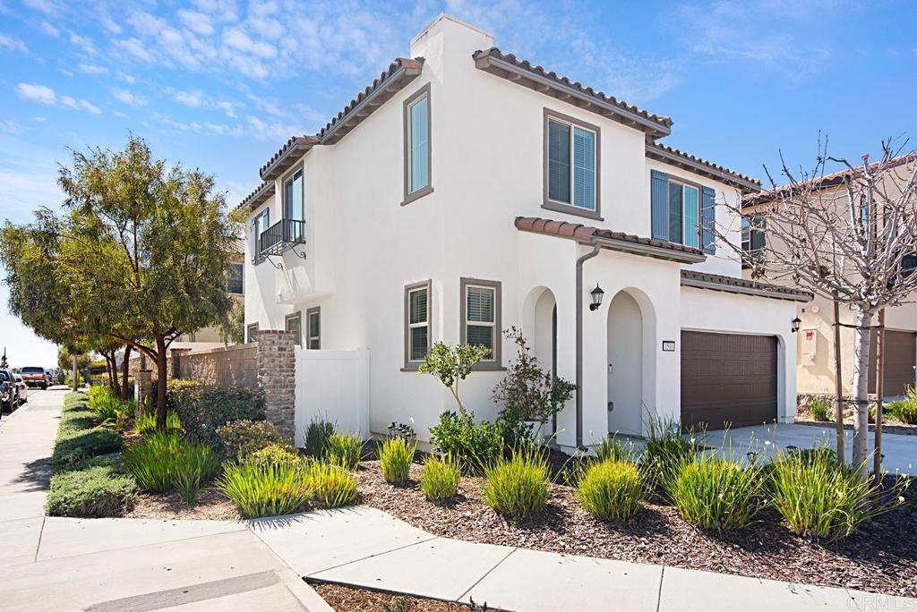 Property Photo:  1510 Wildgrove Way  CA 92081 