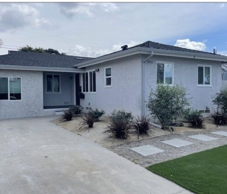 Property Photo:  5946 Dagwood Avenue  CA 90712 