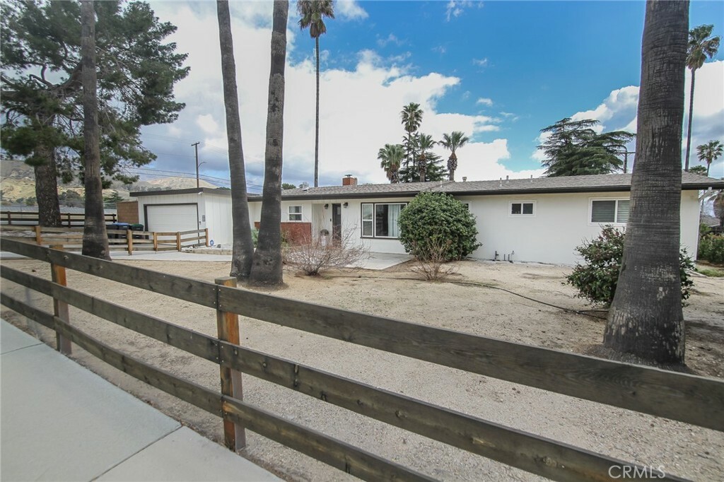 Property Photo:  770 N 10th Street  CA 92220 