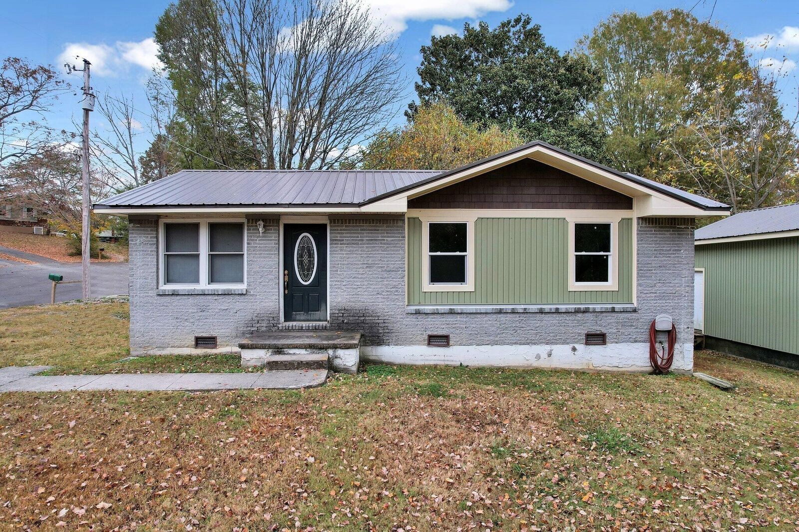 Property Photo:  3815 SE Williamsburg Road  TN 37323 