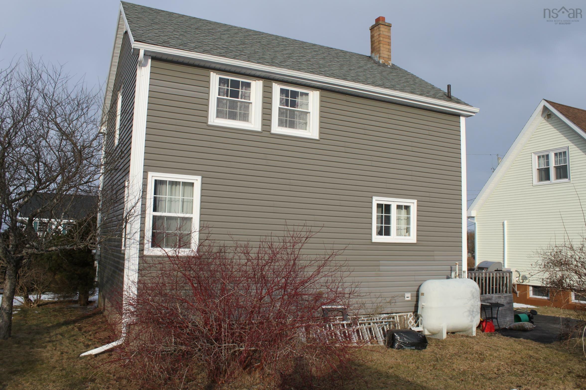 Property Photo:  64 Rosewood Drive  NS B1P 3A8 