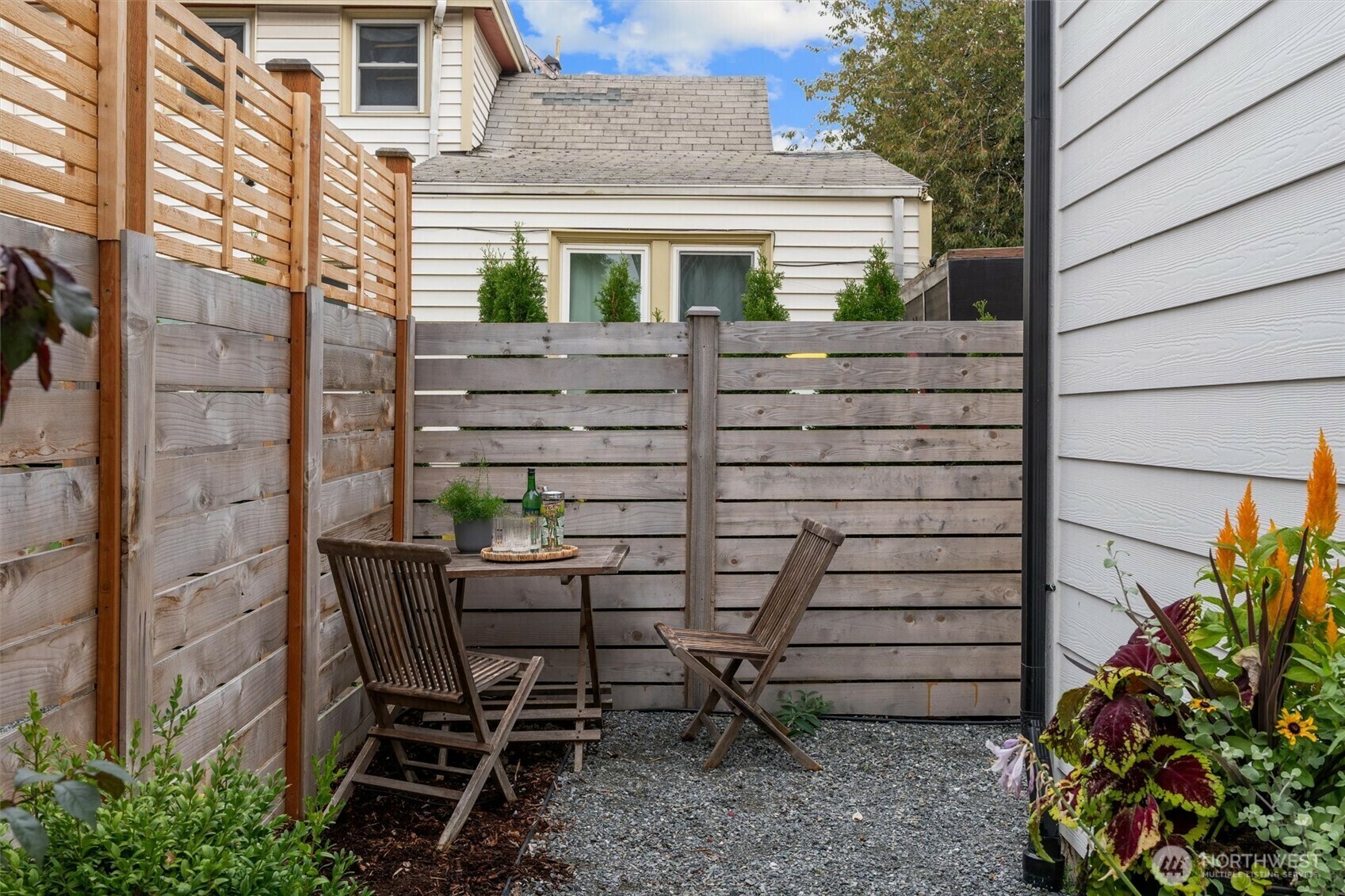 Property Photo: 128 28th Ave B WA 98122
