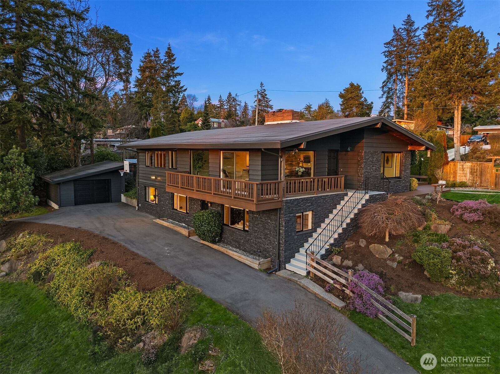 Property Photo:  18666  Beverly Road SW  WA 98166 