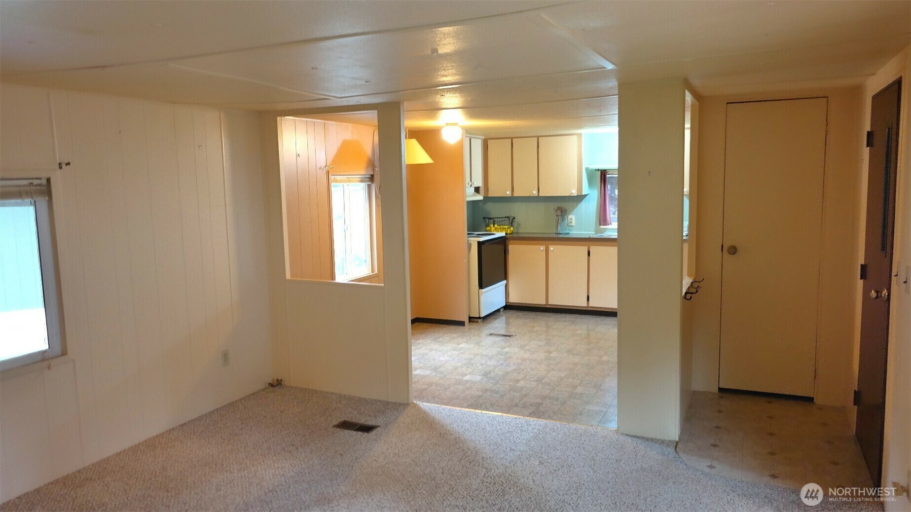 Property Photo: 472 Leighland Avenue 15 WA 98362