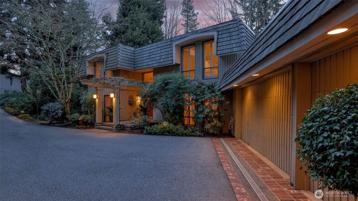 Property Photo: 7243 W Ridge Road WA 98040