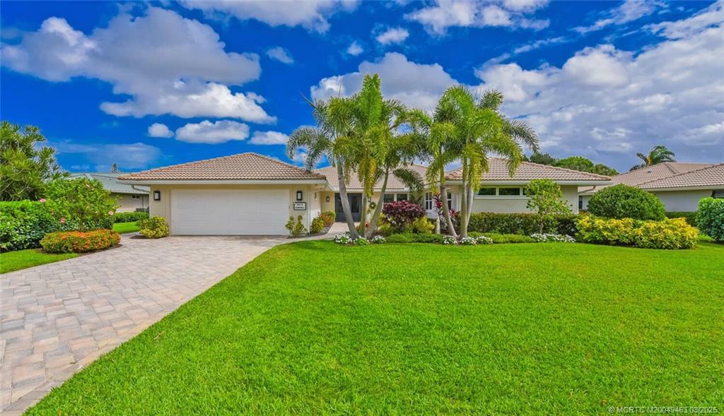 Property Photo:  4915 SW Loch Lane  FL 34990 