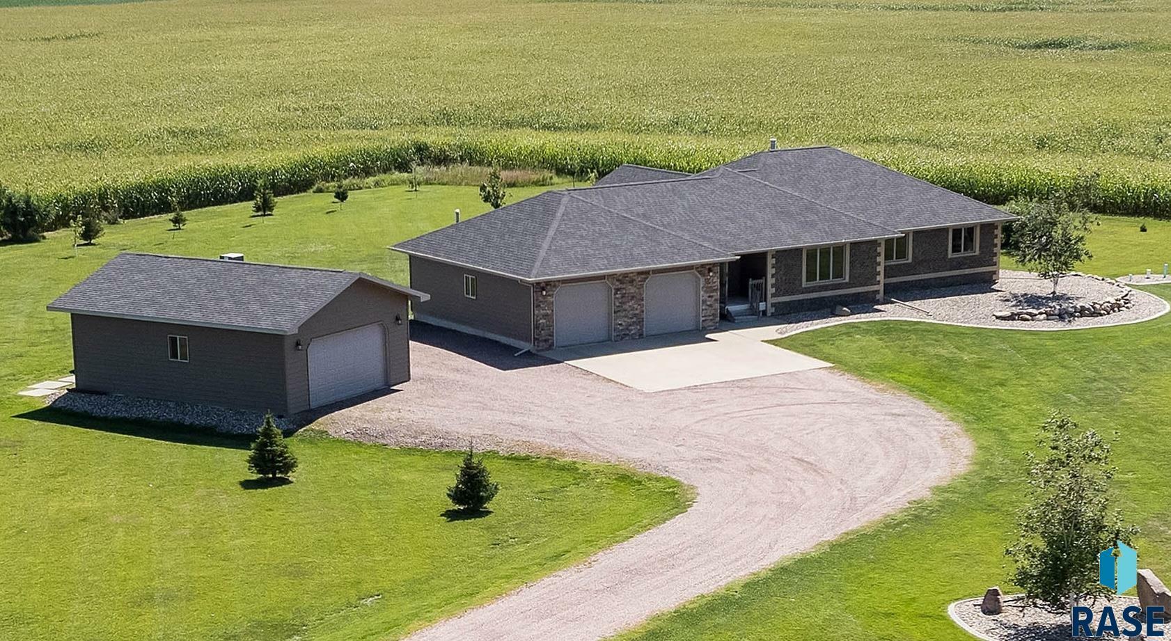 Property Photo: 47437 276th St SD 57077
