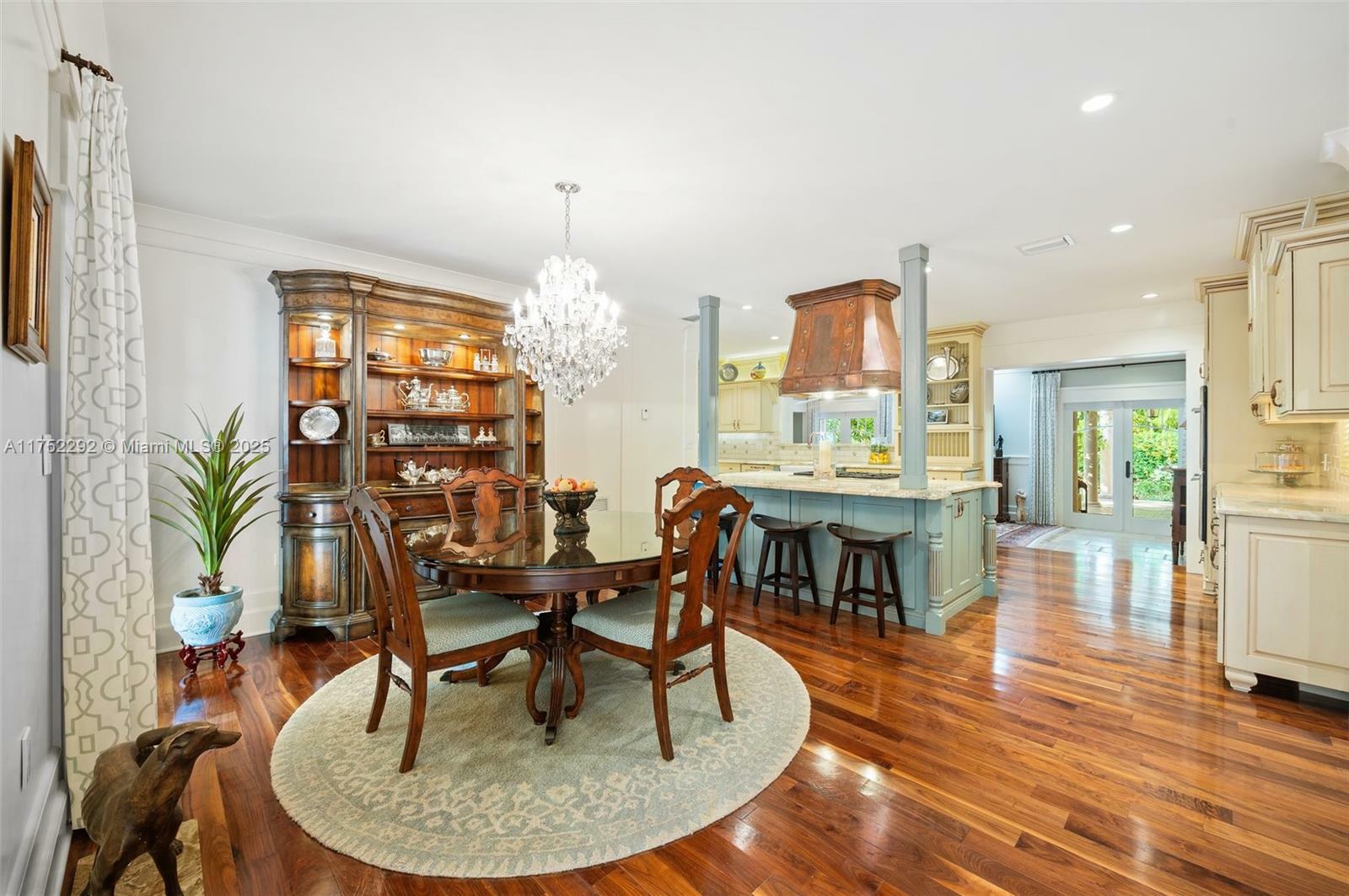 Property Photo: 4151 Park Ave FL 33133