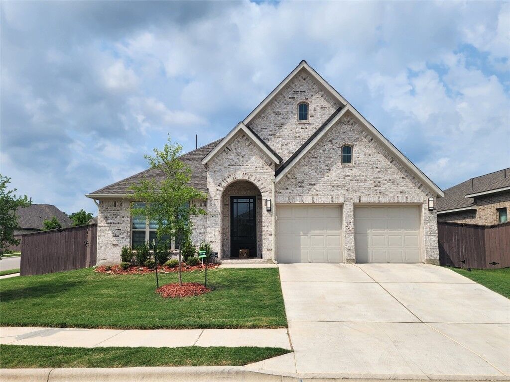 Property Photo:  522 Jefferson Drive  TX 78640 