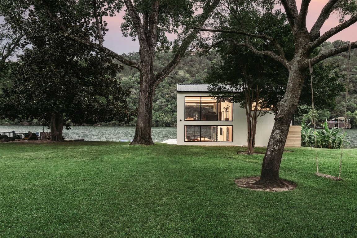 Property Photo:  2301 Manana Street  TX 78730 