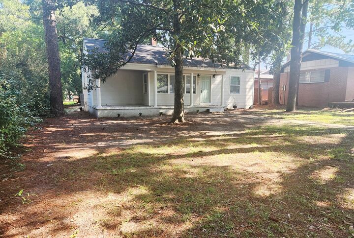 Property Photo:  703 9th Avenue  GA 31701 
