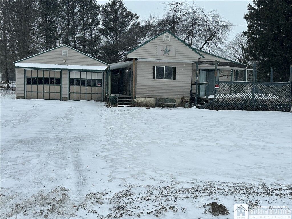 Property Photo:  4025 Kimball Drive  NY 14701 