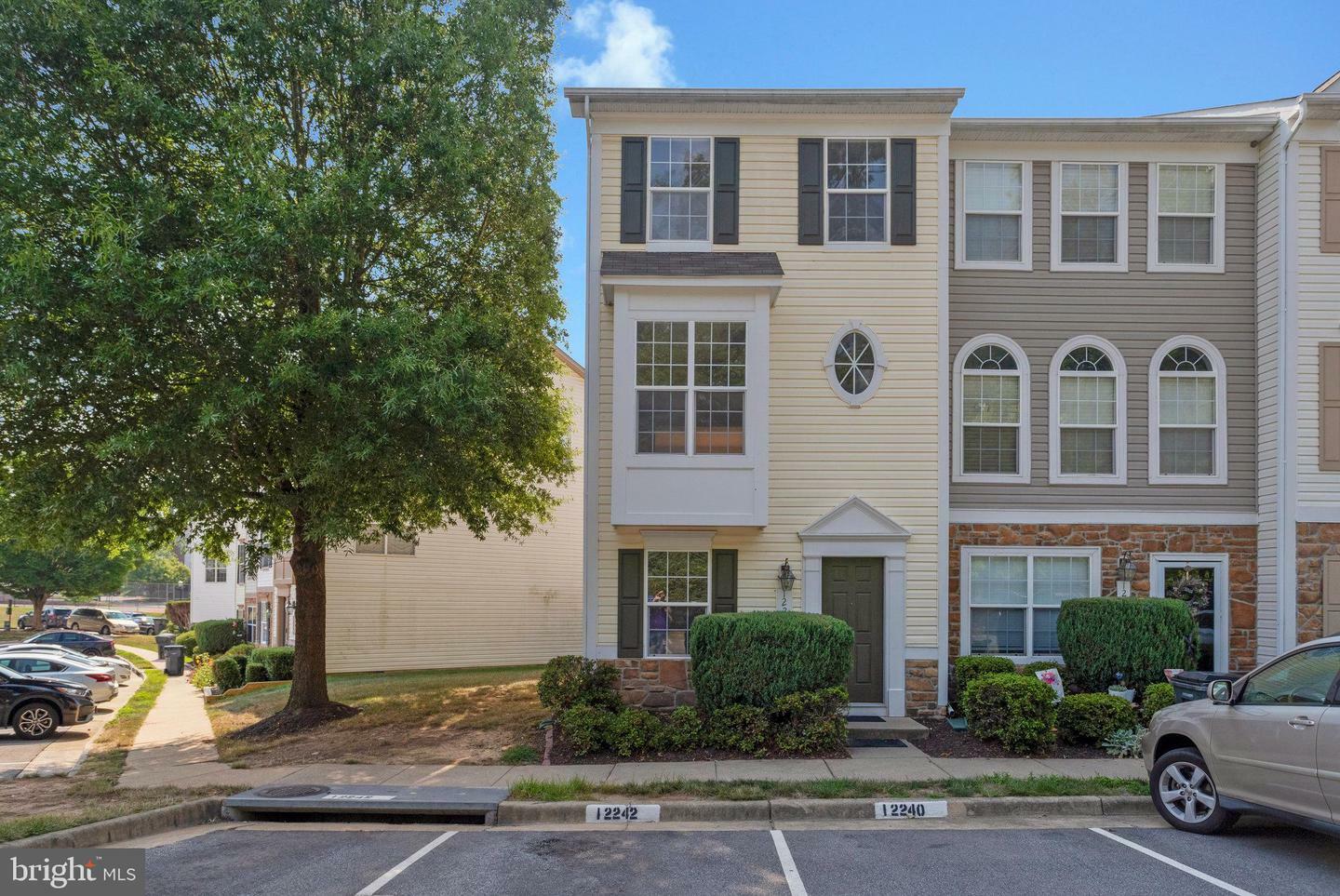 Property Photo: 12242 Maidstone Court VA 22192