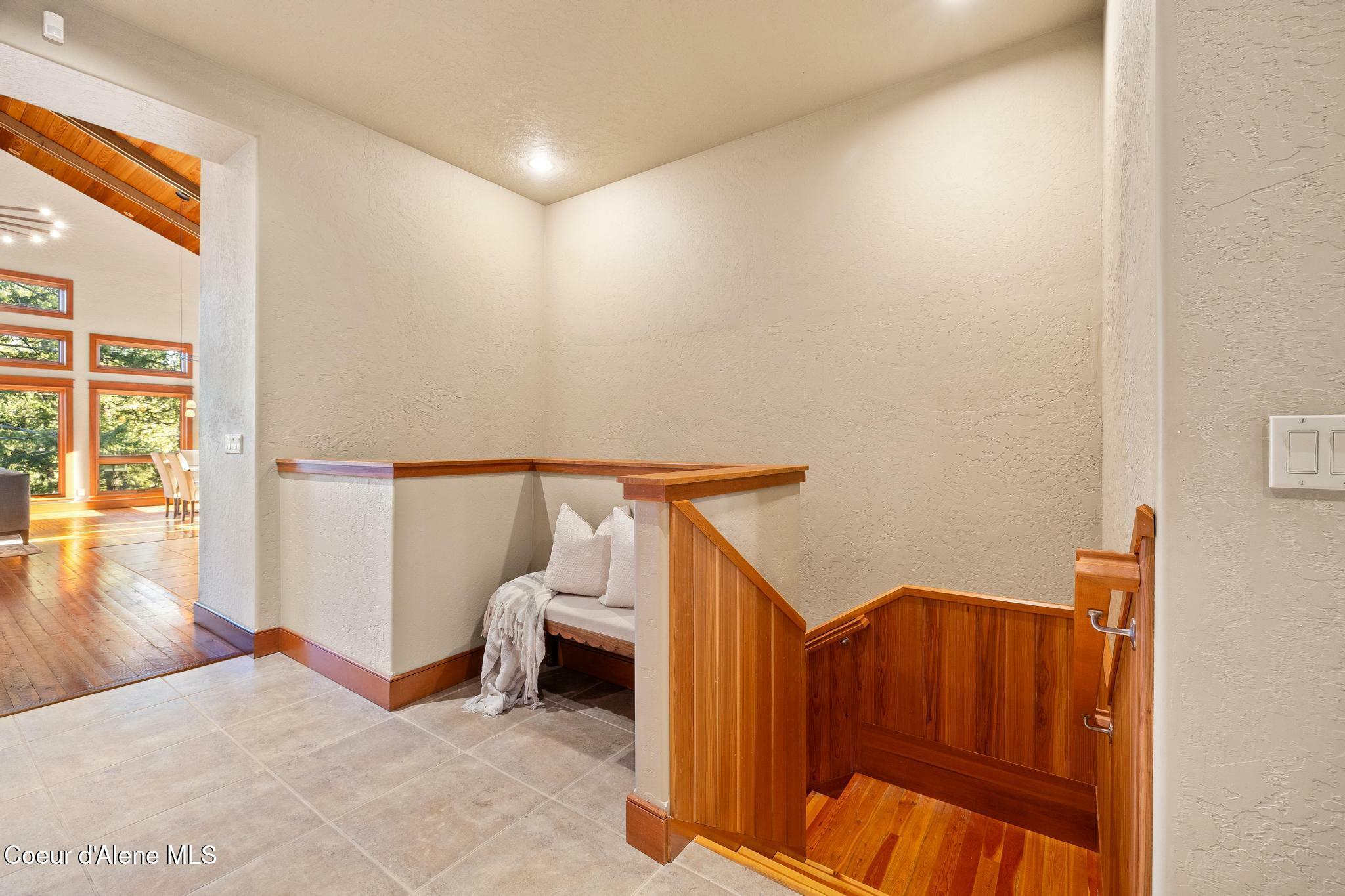 Property Photo: 10812 N Lakeview Dr ID 83835