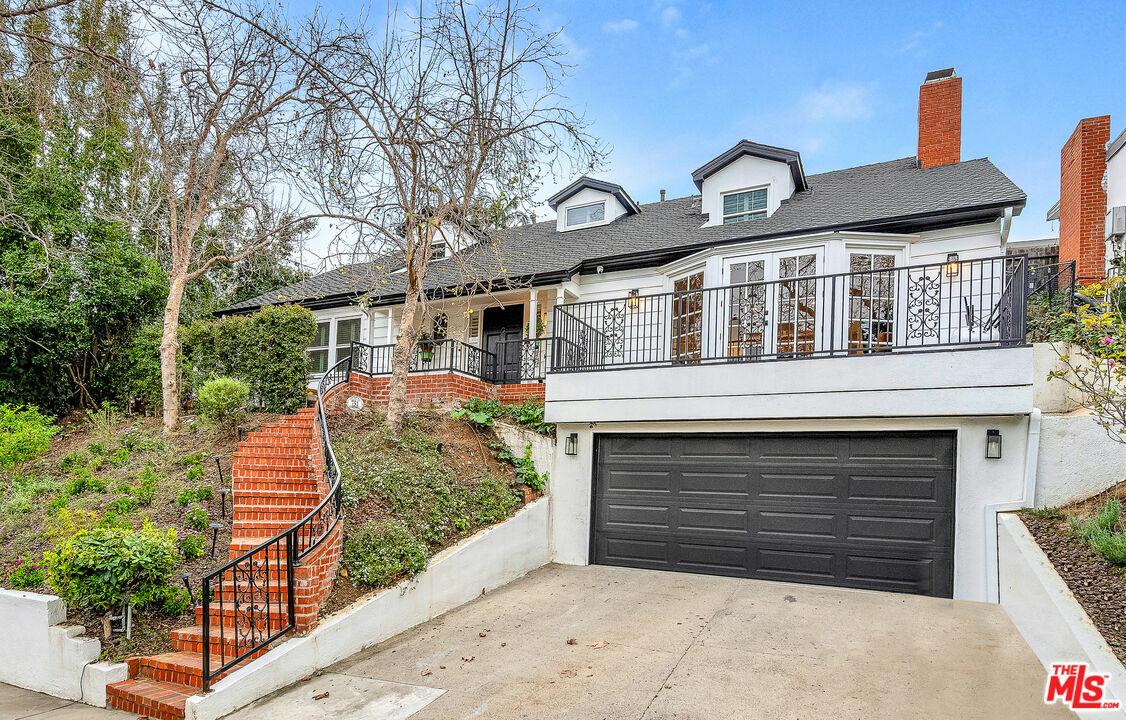 Property Photo:  751 Westholme Ave  CA 90024 